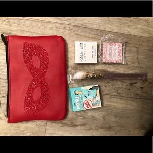 Brand new Ipsy Glam Bag